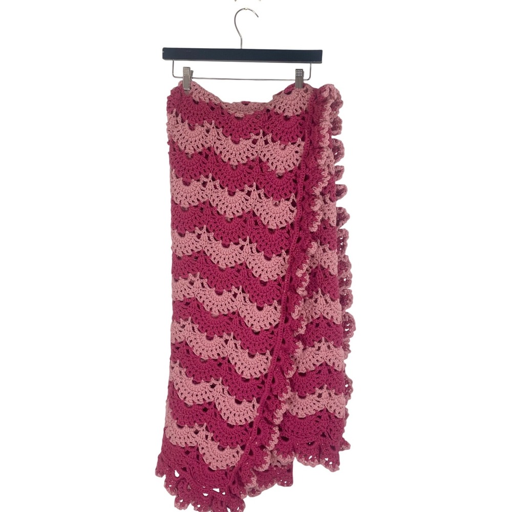 Vintage Handmade Crochet Ripple Afghan Blanket Pink Magenta Scalloped Edge 60x64
